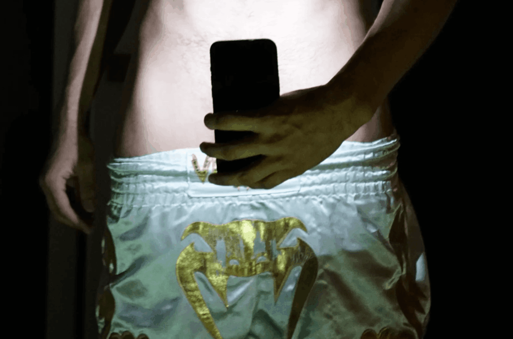 tips for steamy phone sex in bed